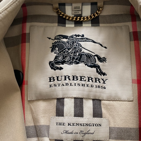 Authentic Burberry Kensington short trench coat - Picture 4 of 14